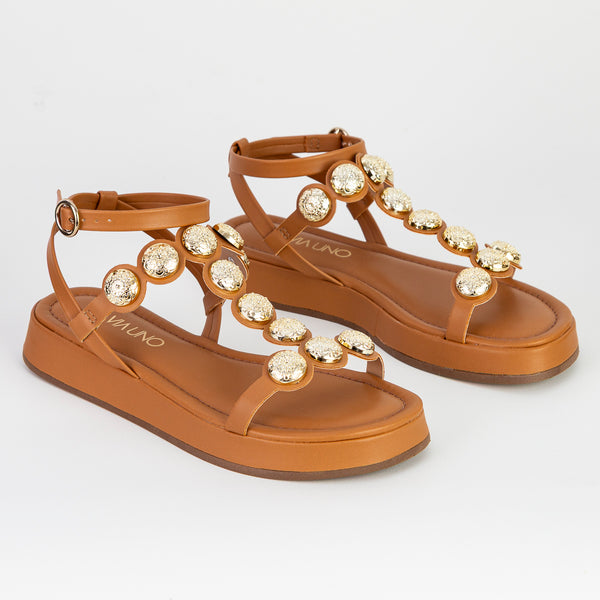 Sandália Feminina Flatform com Tachas - Via Uno